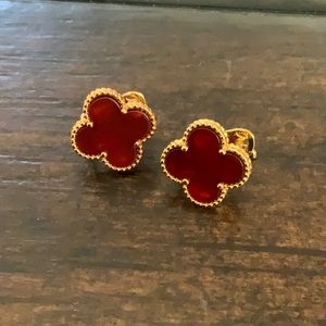 Vintage Alhambra clover earrings